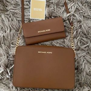 Michael kors purse